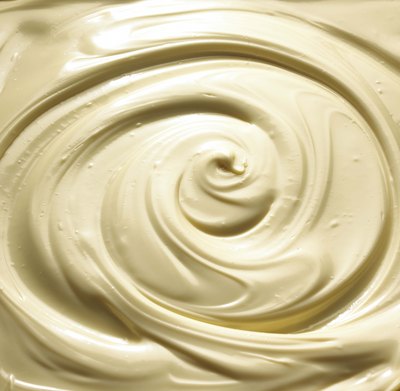 Melted white chocolate
