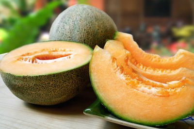 cantaloupe can also help reduce stomach acid