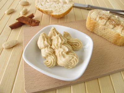 Almond butter spread