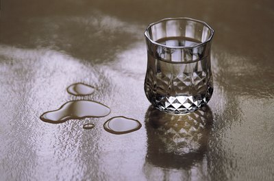 If food or beverages are stored in lead crystal for long periods of time, significant quantities of lead will leach into them.