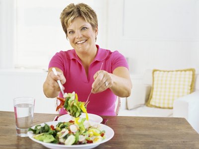 With a few changes to your eating habits, you can take about a pound off each week and keep it off.