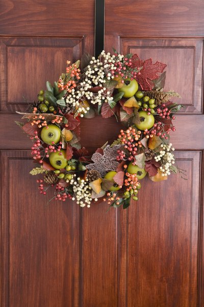Shipping a wreath isn't as hard as it seems.