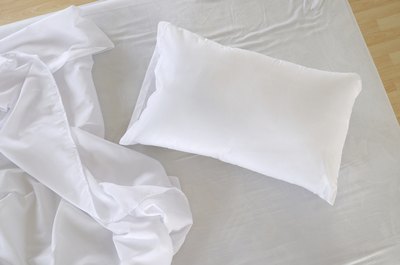 Hypoallergenic pillows can put you and your allergies at ease.