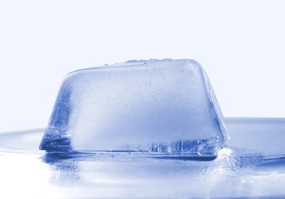 Ice cube for cooling rash area