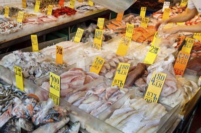 Seafood with prices.
