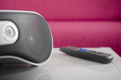 speaker system with remote control