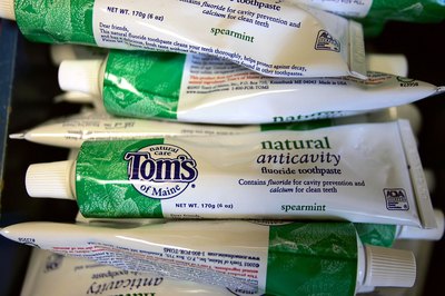 Natural toothpaste