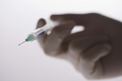 A doctor can administer either an oral or injected steroid to speed the recovery process.