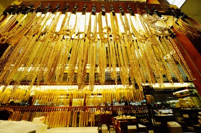 Gold chains on display in Los Angeles, CA. store