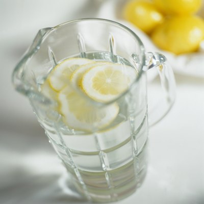 Drinking a lot of water can help you feel full.