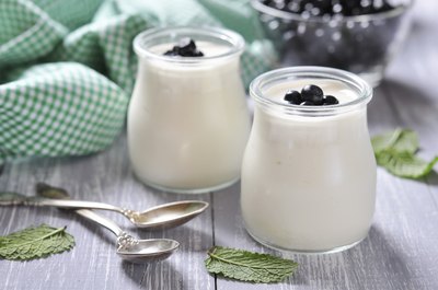 Yogurt with blueberries