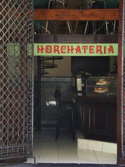 A local cafe in Honduras sells horchata.