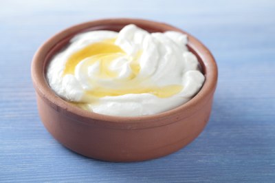 Yogurt contains probiotics.