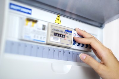 Check the generator nameplate for the maximum continuous load current the generator can deliver.