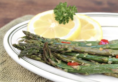 Roasted asparagus on plate
