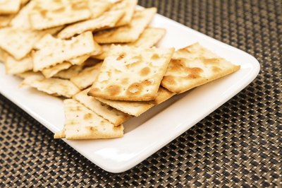Plate of saltine crackers