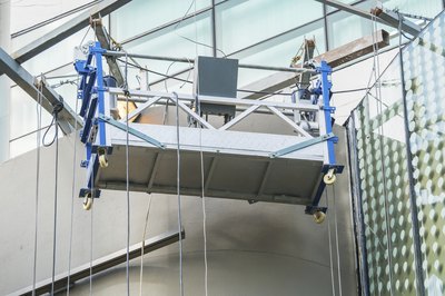 Suspension scaffold platform