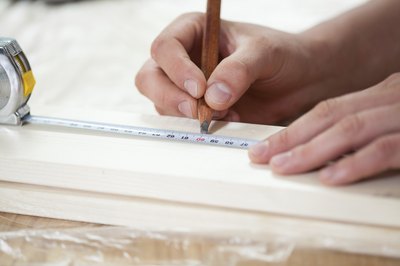 Measure the drill holes.
