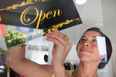 Determine whether you will have a physical store or sell your perfumes online.
