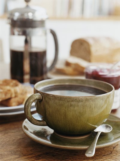 Caffeine is a factor in the fight against colitis.