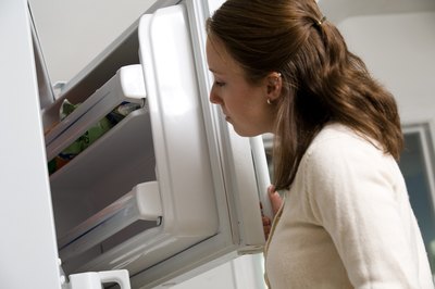 Reynaud's may occur when removing food from a freezer.