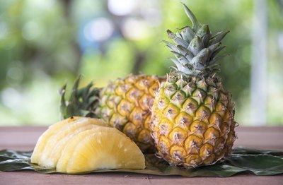 Sliced pineapple fruit