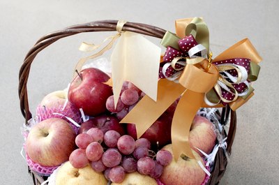 Fruit basket with bow