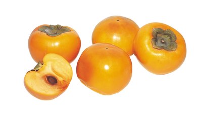 If the persimmons are overly ripe, use a fruit or cake that has spicy or acidic notes.
