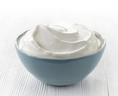 Bowl of sour cream.