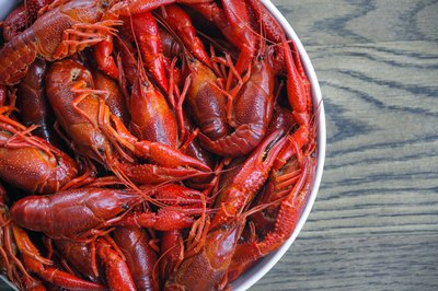 A bowl of boiled crawfish.