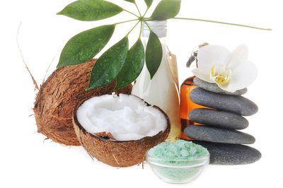 Coconut oil can help with many beauty treatments
