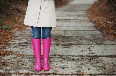 Wear rain boots in the fall, not in the winter.