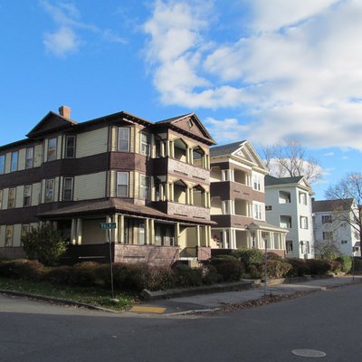 Hotels In Worcester Machusetts With A Jacuzzi Or Hot Tub Usa Corner Of Palm And Houghton Worcester Machusetts