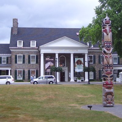 Hotels Inns Near Cooperstown New York Usa Today A Separate Library Building Was Added To Fenimore House Museum In 1968 And New Wing 1995 Its Collection Of American Indian Art