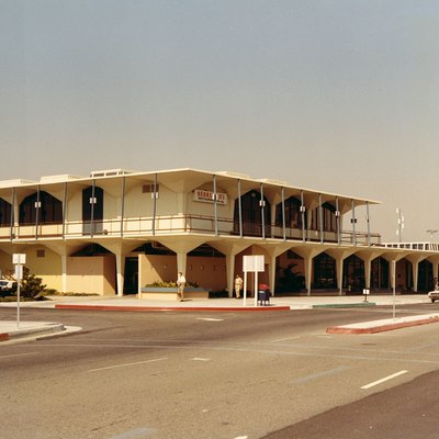 Luxury Hotels Near The Anaheim Airport Usa Today