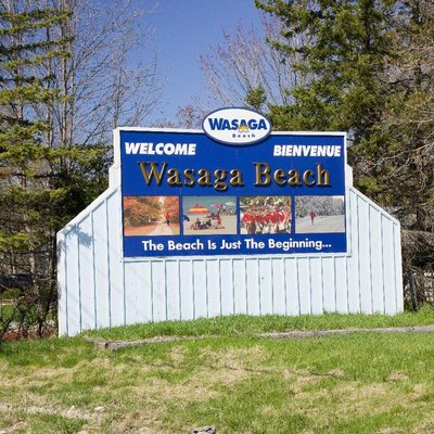 beach wasaga toronto town sign