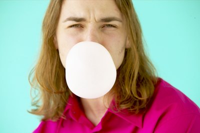 Jupiterimages/Photos.com/Getty Images Never leave gum out where your dog can get to it.