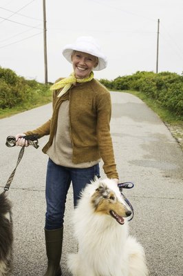 Jupiterimages/Stockbyte/Getty Images Grooming a collie for a conformation show takes up to five hours.