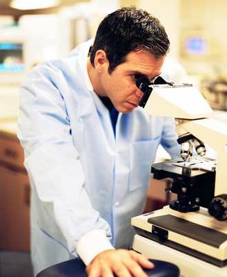 NA/Photos.com/Getty Images A microscope is needed to detect hookworm eggs in stool samples.