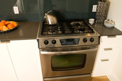 Jupiterimages/Photos.com/Getty Images Your oven can be used in place of a dehydrator for these dog snacks.
