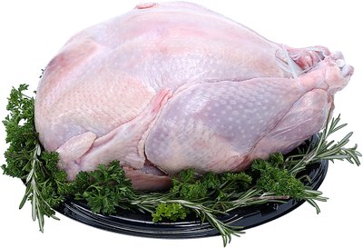Zedcor Wholly Owned/PhotoObjects.net/Getty Images Before cooking a turkey, remove the gizzard and cook it for a doggie treat.
