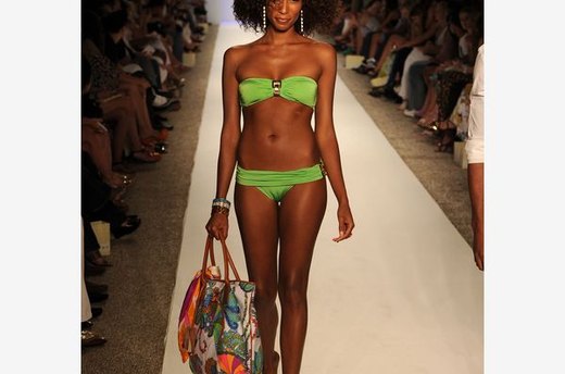 Go, Go, Bandeau