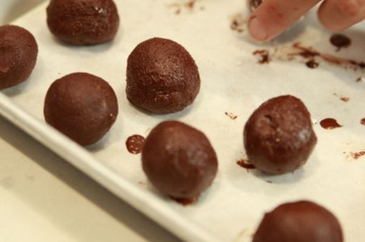 Homemade Chocolate Truffles