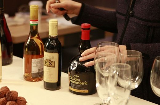 If You Have Five Minutes: Pair Wine and Chocolate