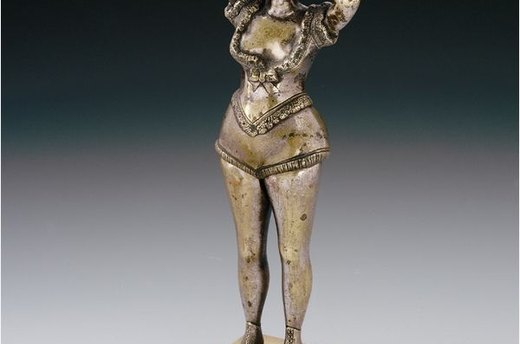 Courtesan