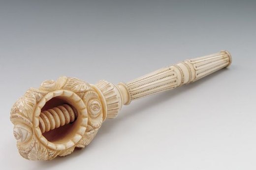 Ivory Turn Screw