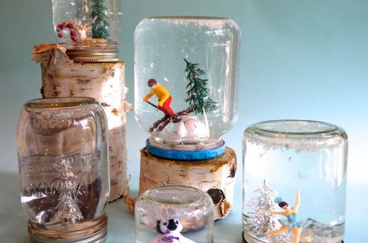 DIY Mason Jar Snow Globes