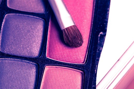 Bright Insight: Eye Shadows for Any Eye Color