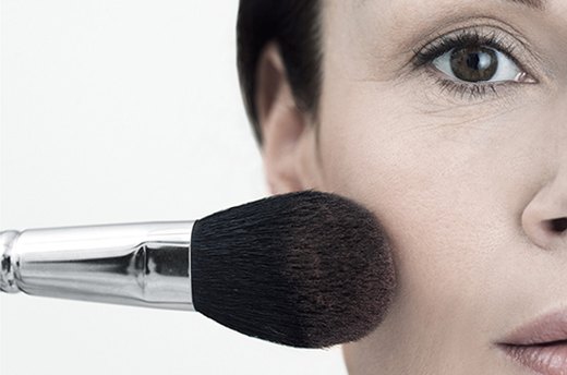Blush Brush