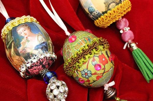 Decoupage Eggs